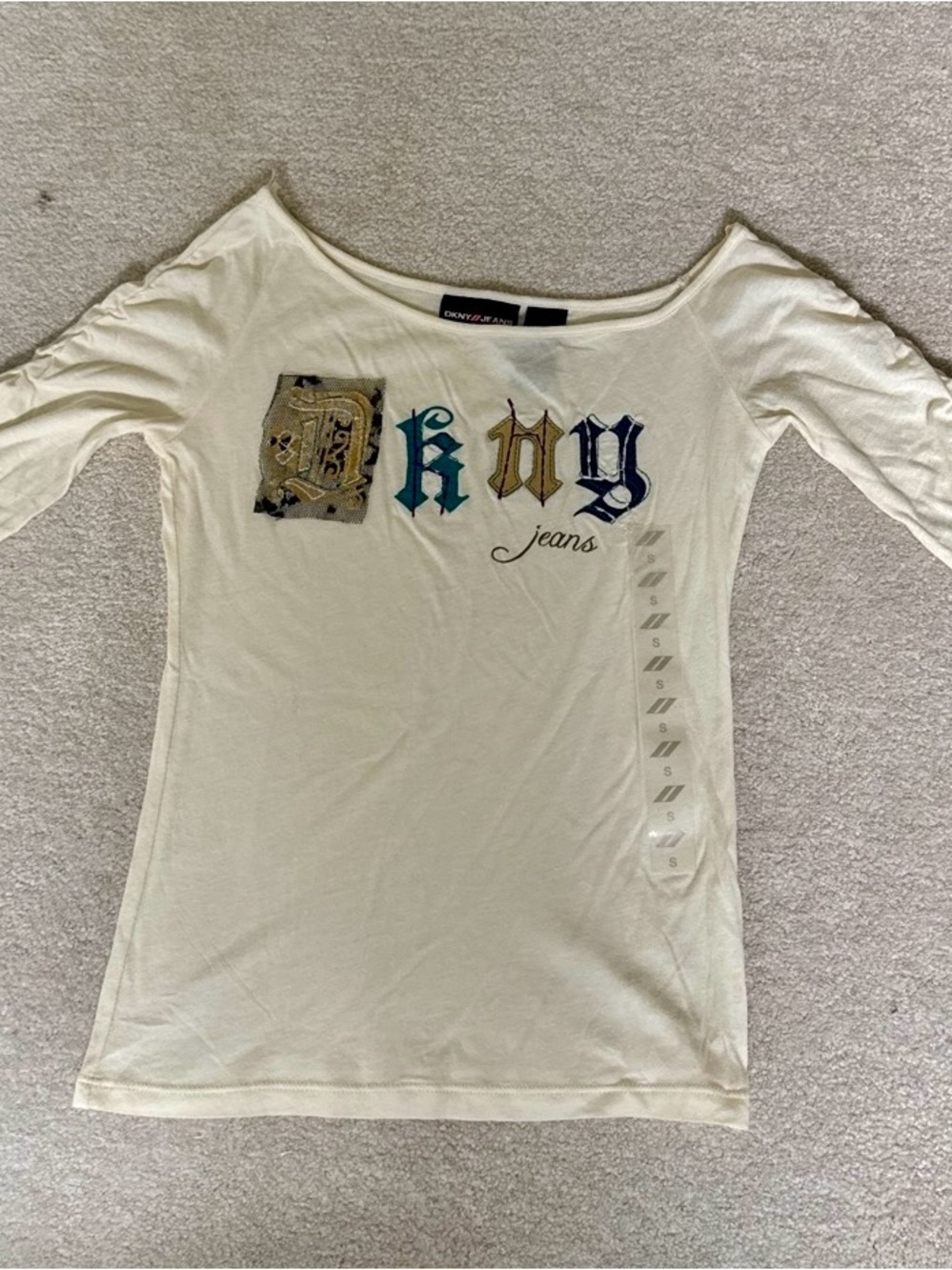 Dkny Cream Long Sleeve Top with Multicolor Gothic Logo